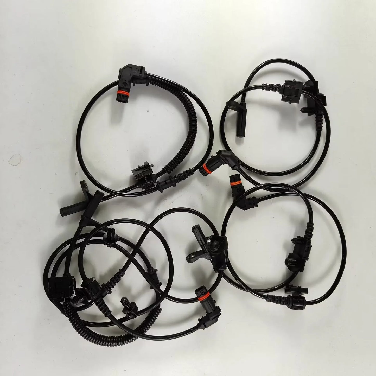 4 Pcs ABS Wheel Speed Sensor Front & Rear L/R For 300 Charger Challenger Magnum RWD 4779244AB / 4779247AB / 4779246AA