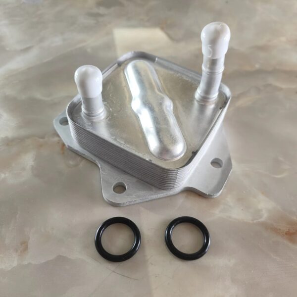 Engine Oil Cooler Assy 15710-38021 for TOYOTA LAND CRUISER UZJ200 GRJ200 2015- 1571038021 - Image 2