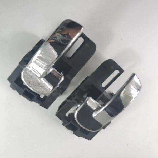 80671-JD00E 80670-JD00E Car Interior Door Handle Inside Inner Door knob 80670JD00E 80671JD00E For 07-13 Nissan QASHQAI J10 MKI - Image 2