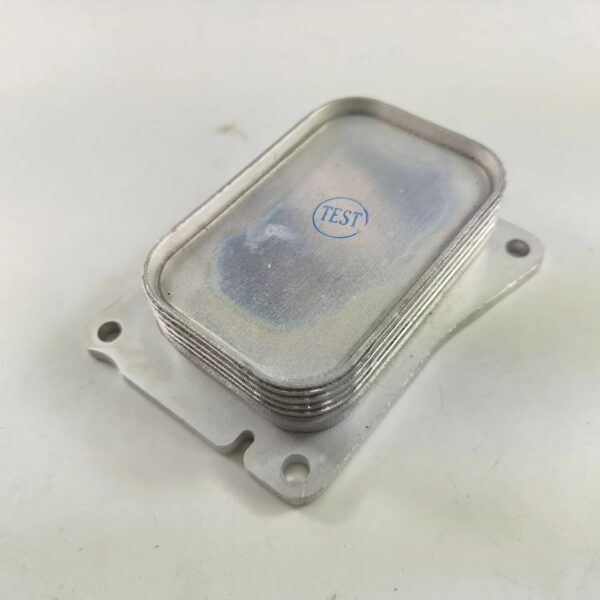 New Engine Oil Cooler For W211 W204 C200 C230 2003 2004 2005 2711880401 A2711880401 with gasket 2711840080 - Image 4