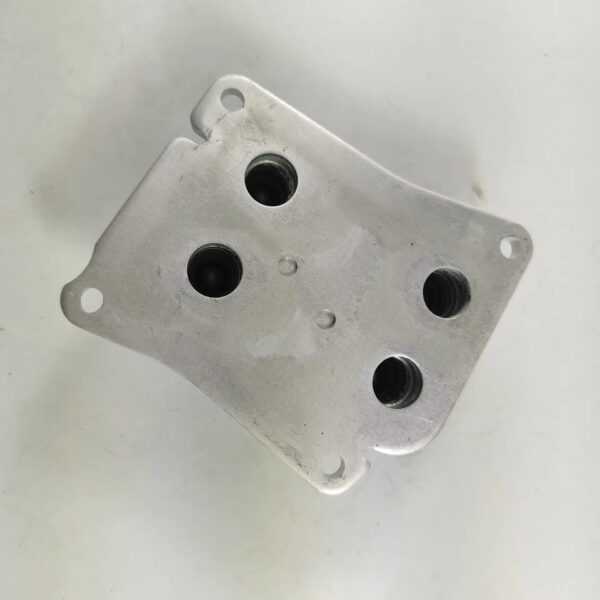 New Engine Oil Cooler For W211 W204 C200 C230 2003 2004 2005 2711880401 A2711880401 with gasket 2711840080 - Image 5