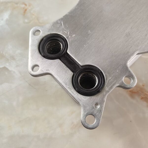 For  W164 W211 ML320 GL350 Dodge Sprinter 2500 Engine Oil Cooler A642 180 01 65, A6421800165 6421800165 - Image 3