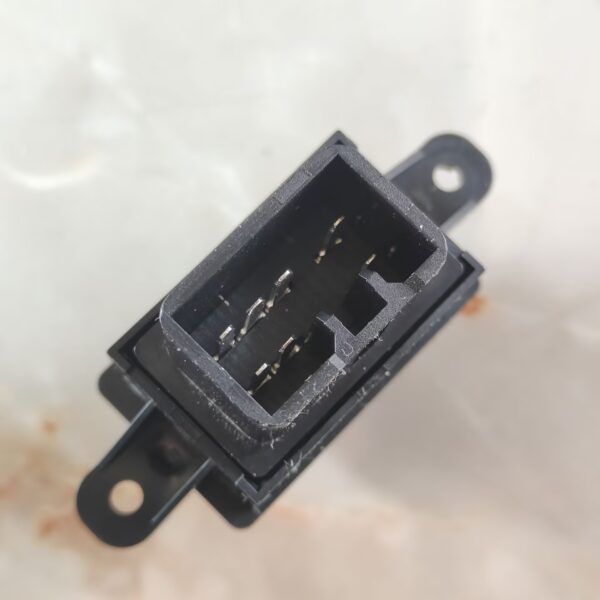 Electric Power Window Switch 93575-1Y000 For Kia Picanto 2011-2016 93580-1Y000 - Image 3