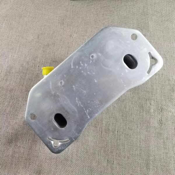 New Engine Oil Cooler 31368636 31293761 for Volvo XC60 S60 V60 2.0L 2015-2020 - Image 4