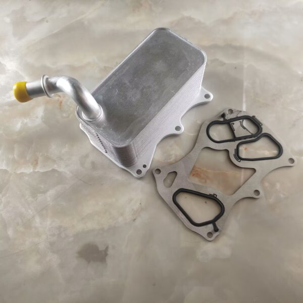 2761880001 2761880080 New Engine Oil Cooler With Gasket For MERCEDES BENZ C43 AMG E450 - Image 3