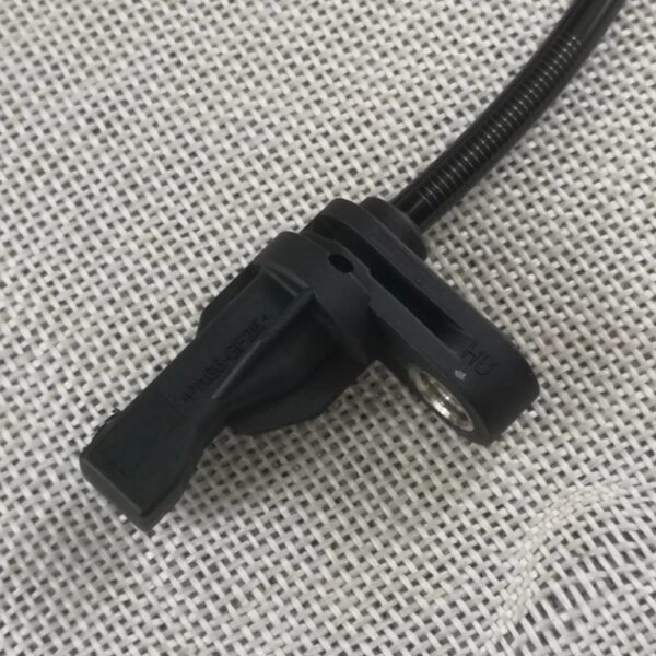 ABS Wheel Speed Sensor Front Left Right for E81 E82 E87 E90 116i 118i 318i 	34526762465 / 34 52 6 762 465 - Image 3
