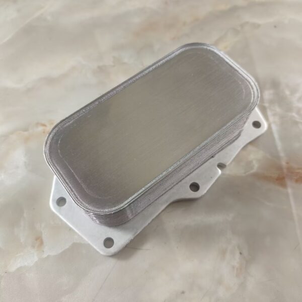 Engine Oil Cooler Assy fit for Hyundai Starex H-1 Kia Bongo 3 264004A700  264004A701  26400-4A700 26400-4A701 - Image 2