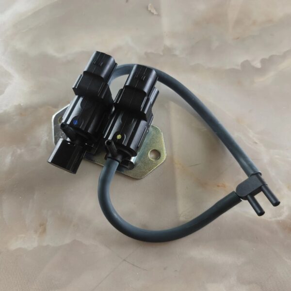 8657A031 Freewheel Clutch Control Solenoid Valve for Mitsubishi Pajero Montero Shogun 4th IV 2006-2014 Challenger 2007-2015 - Image 3