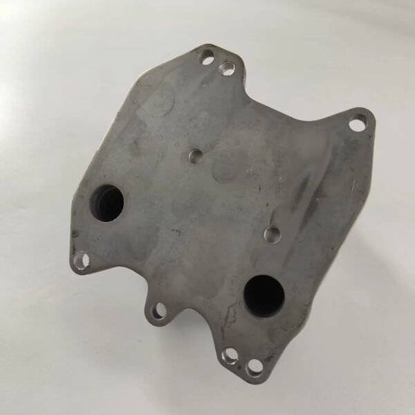 New Engine Oil Cooler For Atlas CC Passat 3.6L 03H117021G / 03H117021C / 03H117021E - Image 4