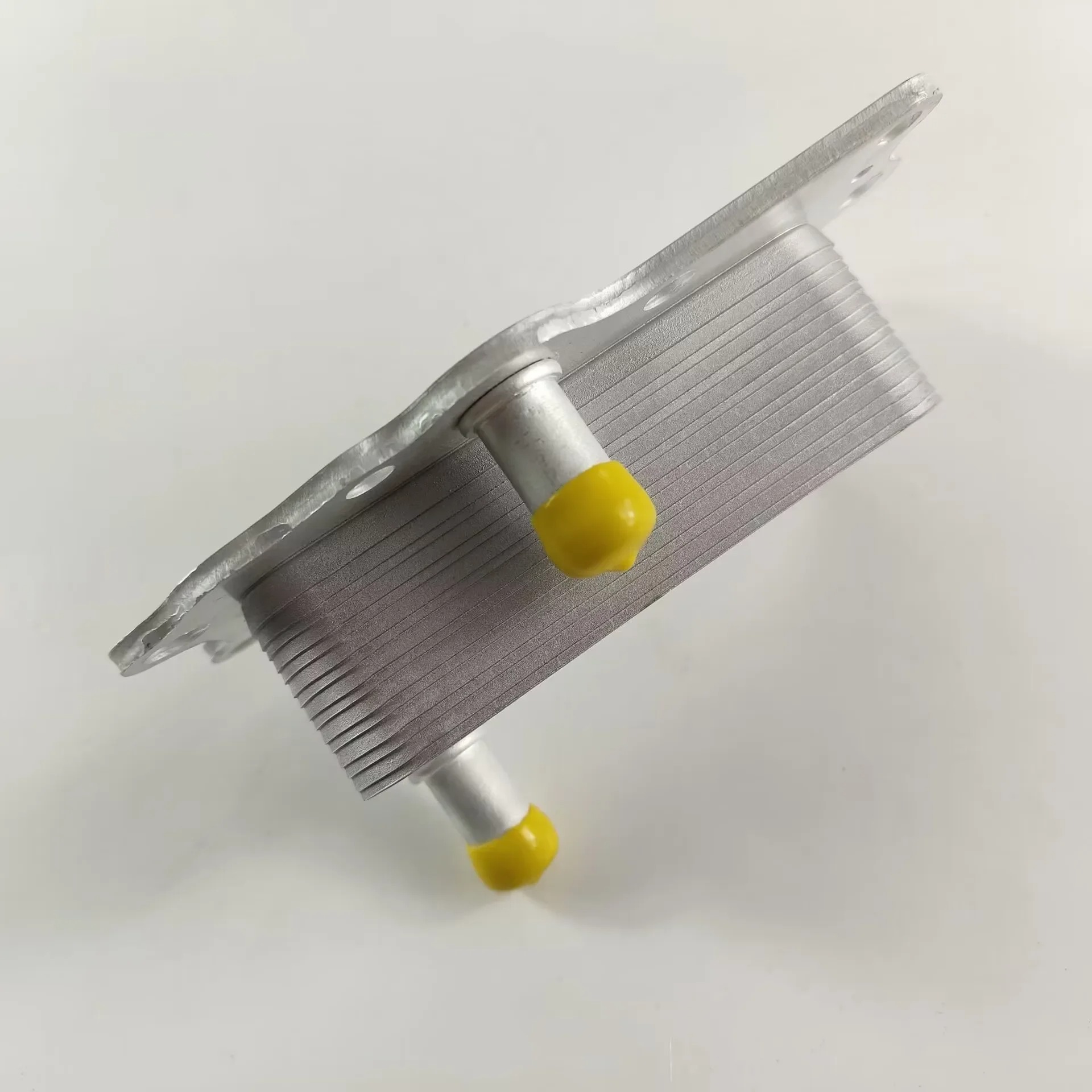 Oil Cooler For Chevrolet Captiva C100 C140 25192111 / 4818024 4820862 96868256 381590247 - Image 5