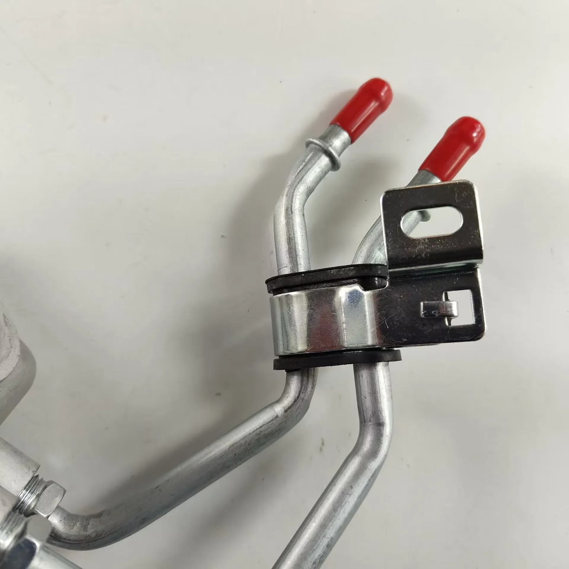 Engine Oil Cooler for Chevrolet Malibu Camaro Cadillac ATS Buick L4 2.0L 12638740 12688093 12658740 , 12660180 - Image 2