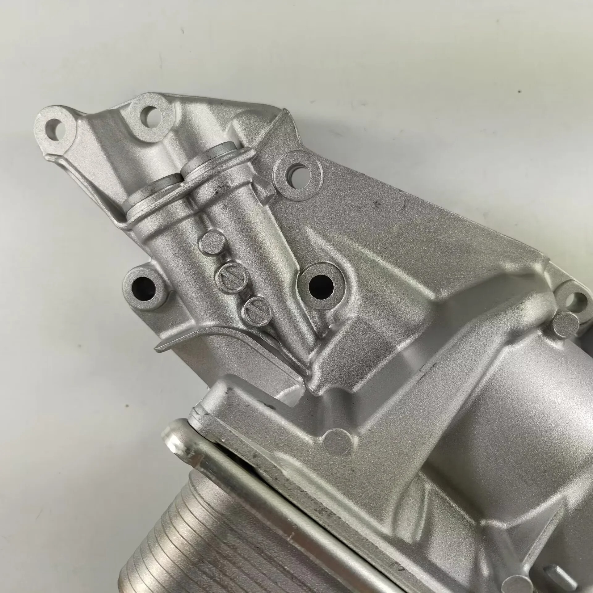 2721800510 Oil Filter Housing Cooler for Mercedes-Benz W219 CLS320 CLS280 CLS350 CLS300 CLS500 CLS550 A2721800510 - Image 3