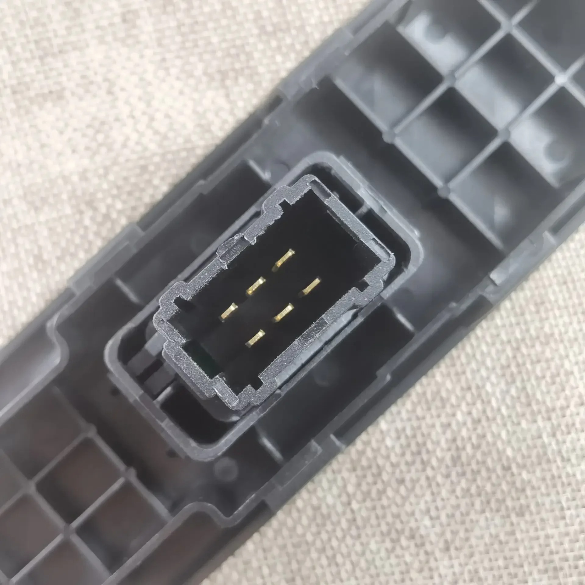 6 Pin 6554QK Uint Front Passenger Side Electric Window Switch for Peugeot 207 6554.QK - Image 2