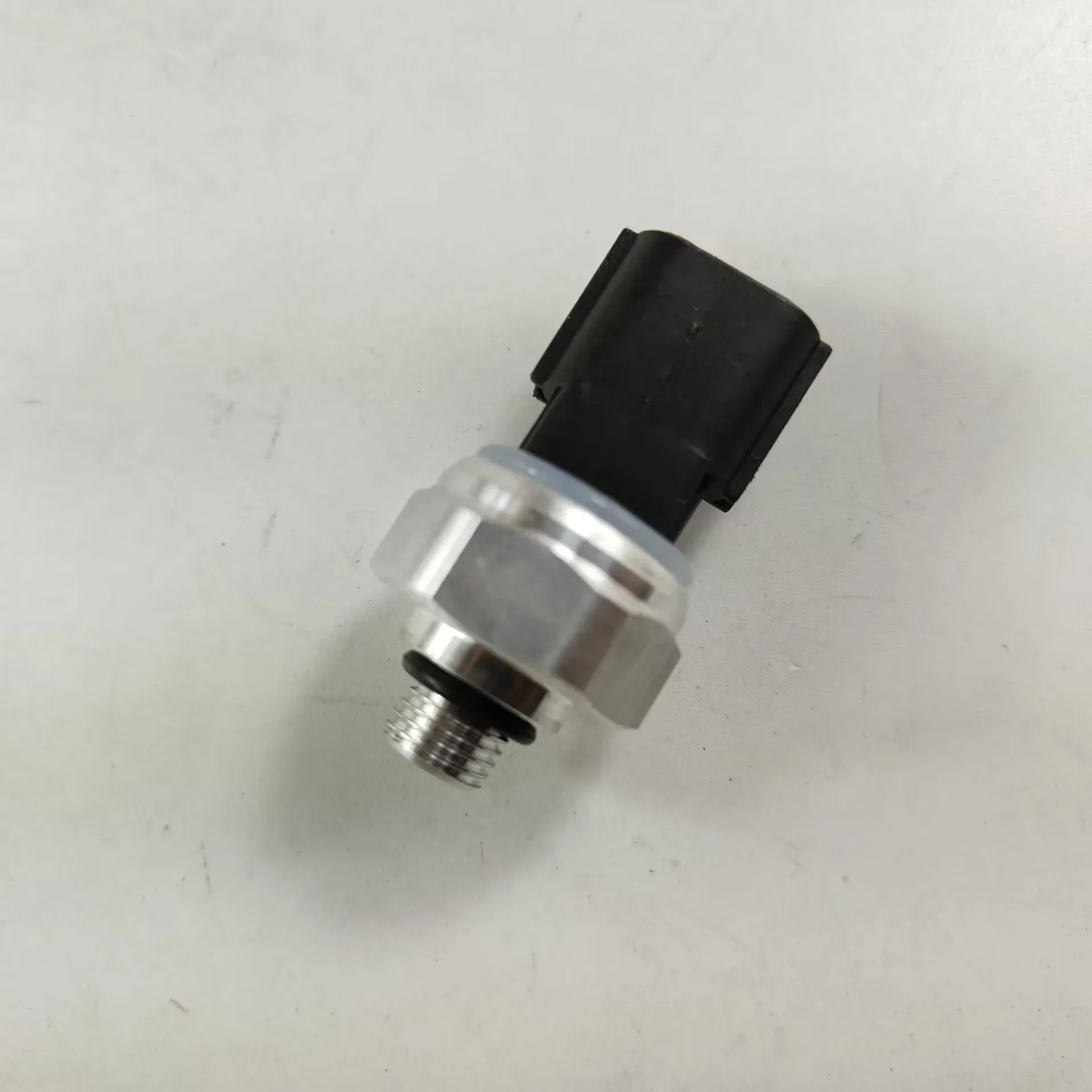 Air Conditioning A/C Pressure Sensor for Nissan Frontier Sentra Infiniti FX45 92136-1FA0A 92136-32600 92136-3Z600 92136-6J000 - Image 4