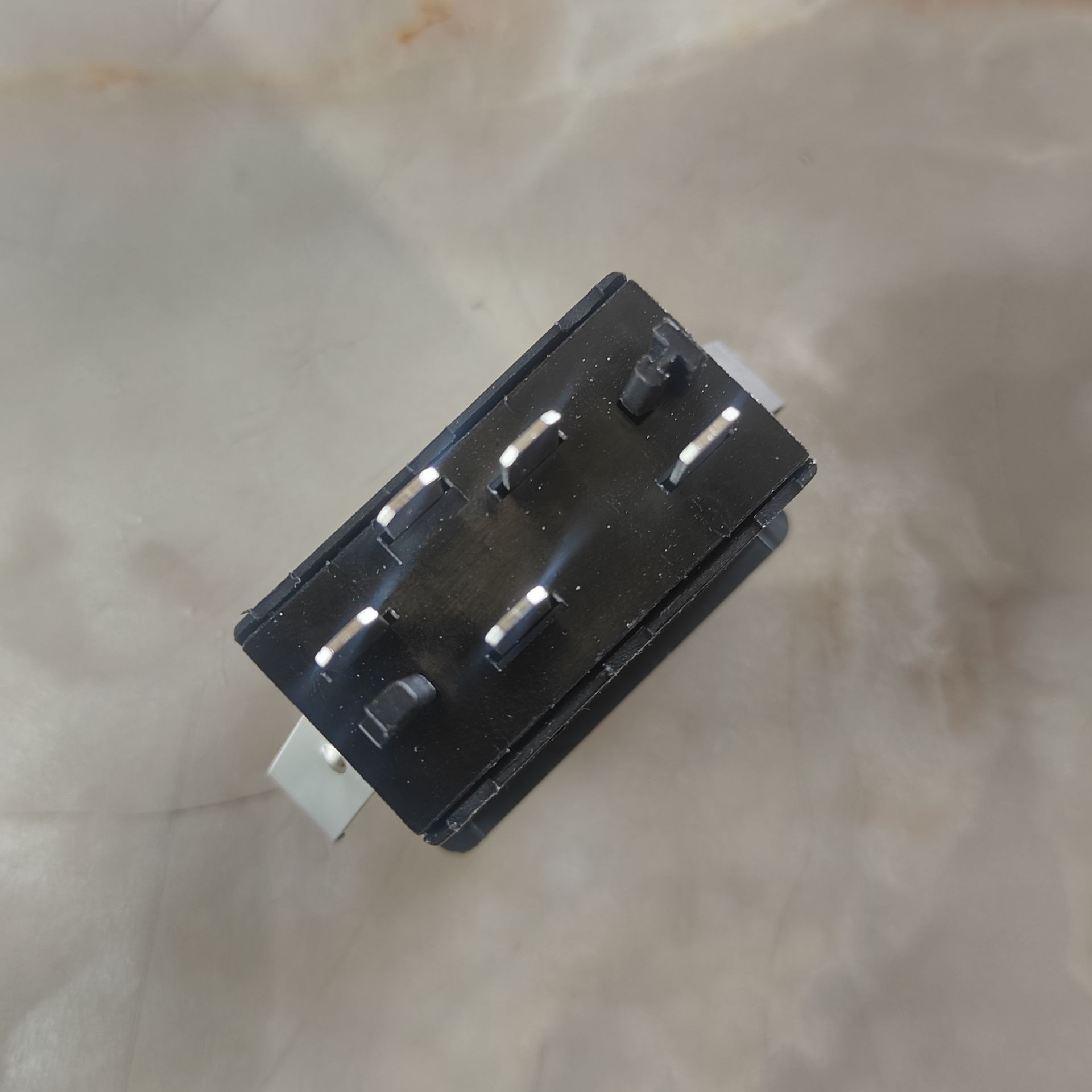For E23 E24 E28 E30 L6 M5 5 Pins For BMW Window Lifter Electric Power Control Button Window Switch 61311381205 - Image 4