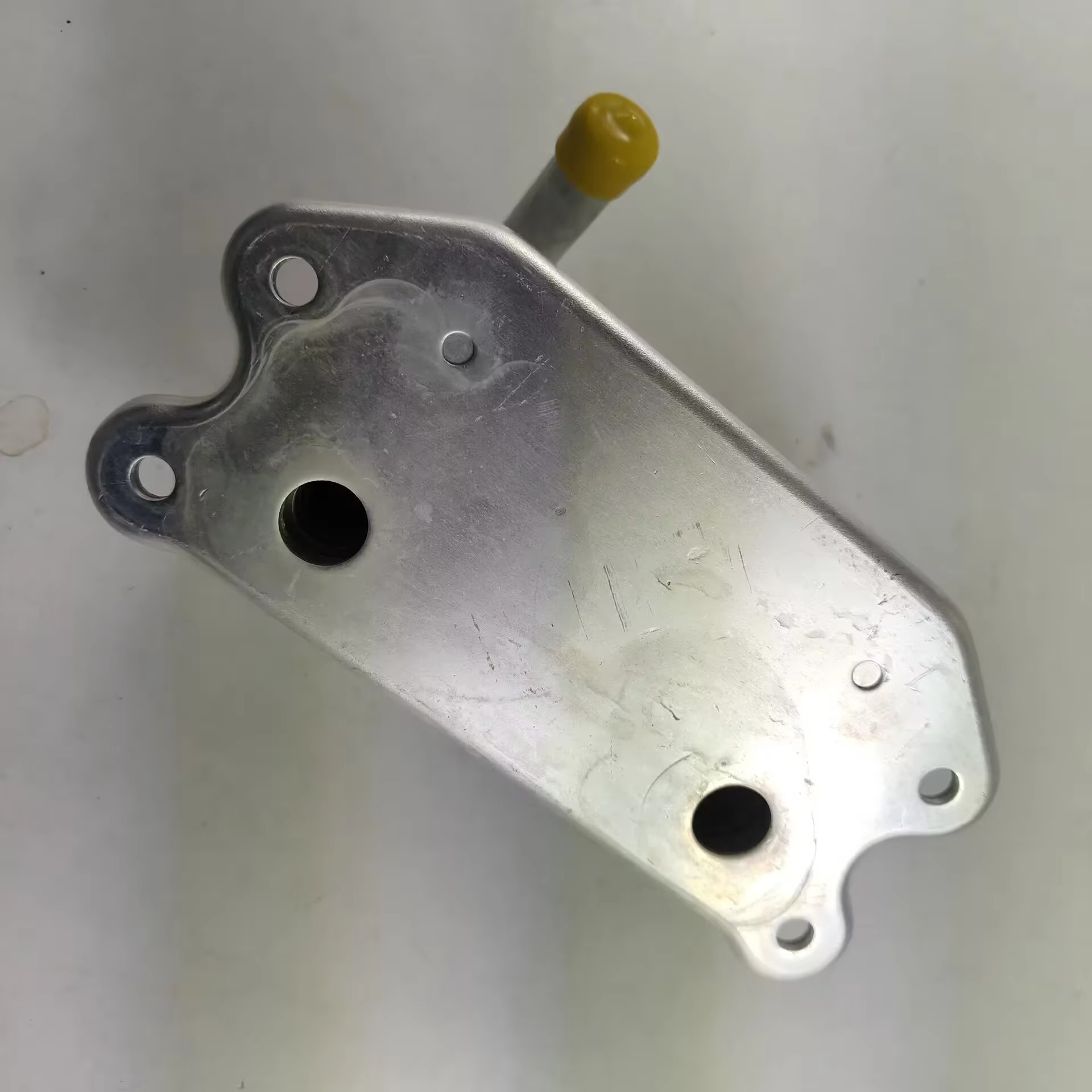 New Engine Oil Cooler Fits Volvo C70 S60 S80 V70 XC70 XC90 312019102 31201910 8653372 8677974 9497225 - Image 2