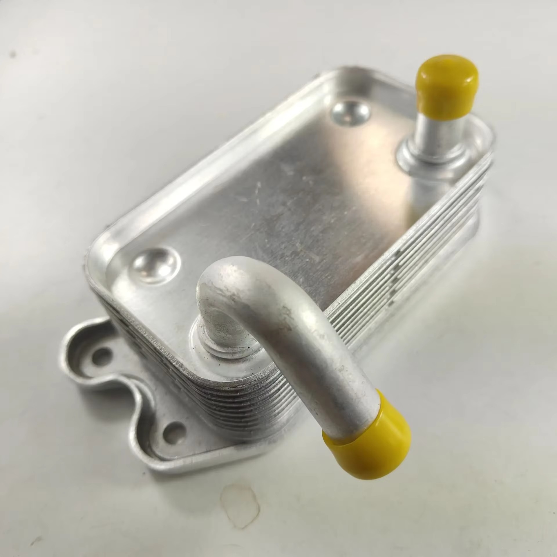 New Engine Oil Cooler Fits Volvo C70 S60 S80 V70 XC70 XC90 312019102 31201910 8653372 8677974 9497225 - Image 5