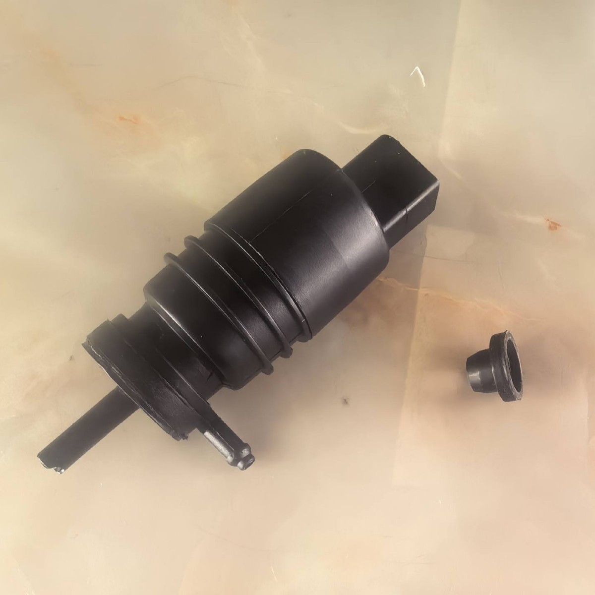 1J5955651 1K5955651 Front Windscreen Wiper Washer Pump Motor For Audi For BMW Skoda Seat For VW Mercedes-Benz 67128362154 - Image 5